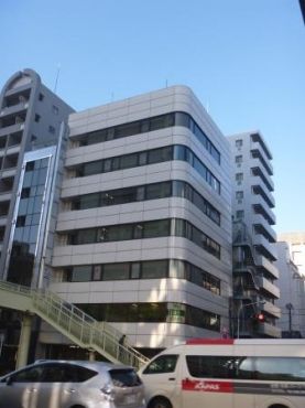 �L�y���r��